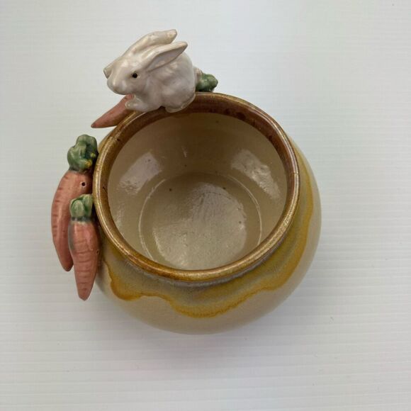 Vintage Pottery Bowl Bunny Rabbit Easter Carrots Candy Jelly Bean Bowl Decor - Picture 4 of 14